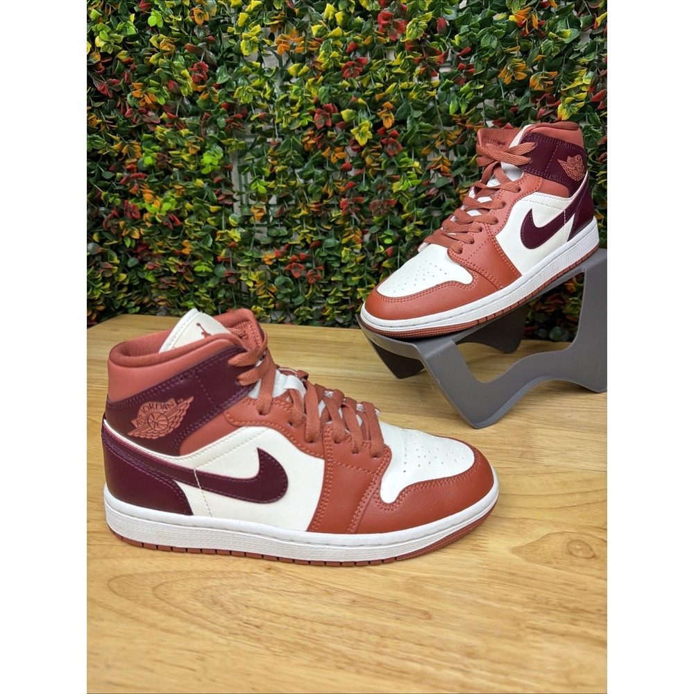 Nike Air Jordan 1 Mid Shoes Sneaker Dusty Peach Night Maroon BQ6472-200 Womens 7